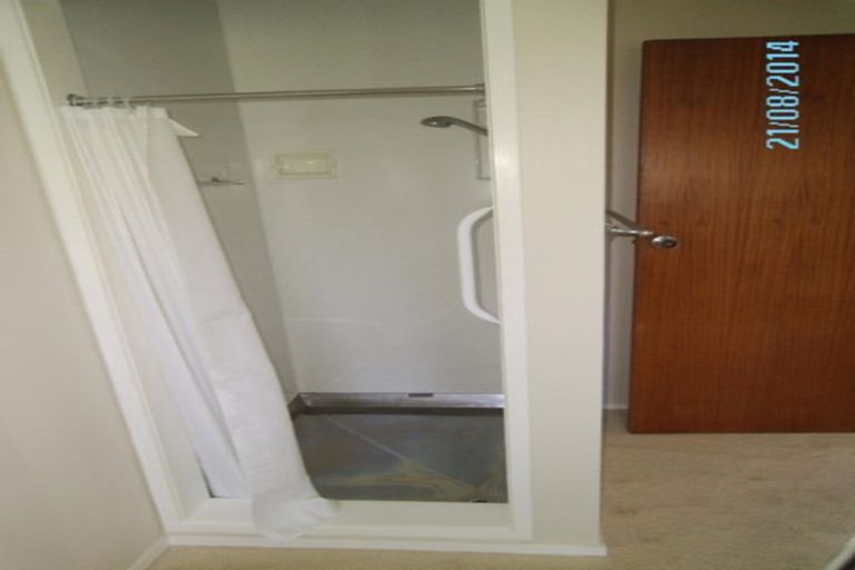 Photo of property in 1 Winiata Place, Otaki, 5512