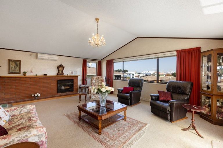 Photo of property in 25 Wells Avenue, Mount Maunganui, 3116