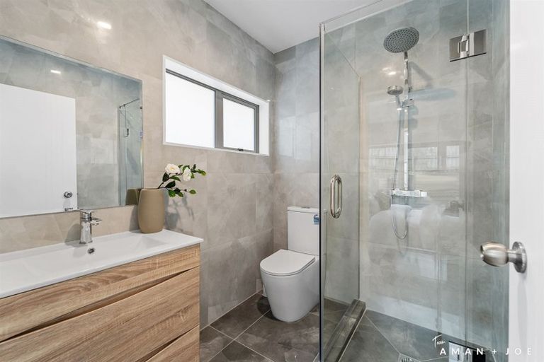 Photo of property in 5 Makora Road, Massey, Auckland, 0614