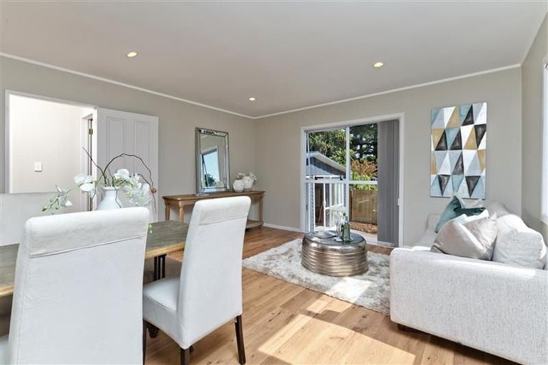 Photo of property in 1/34 Arrow Road, Forrest Hill, Auckland, 0620