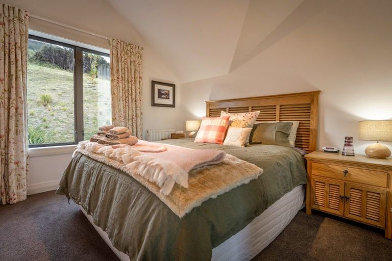 Photo of property in 1147b Lake Hawea-albert Town Road, Albert Town, Wanaka, 9382