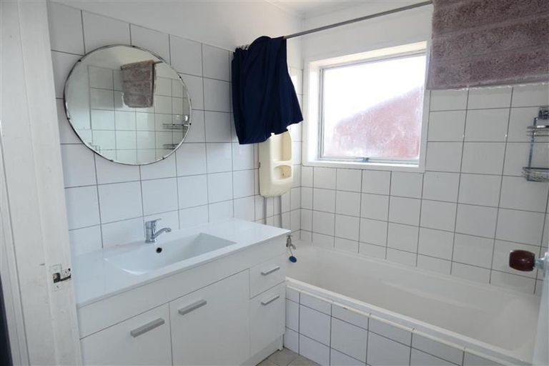 Photo of property in 3/2 Ihaka Place, Papatoetoe, Auckland, 2104