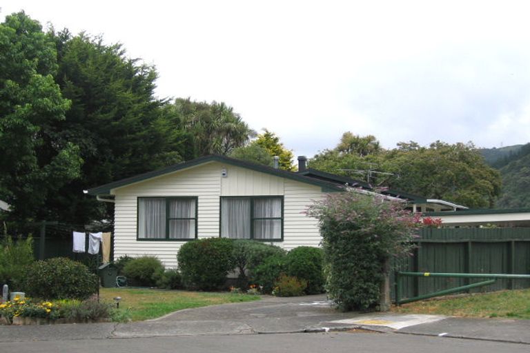 Photo of property in 7 Moehau Grove, Trentham, Upper Hutt, 5018