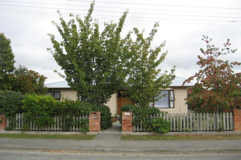 Photo of property in 19 Rayner Street, Temuka, 7920