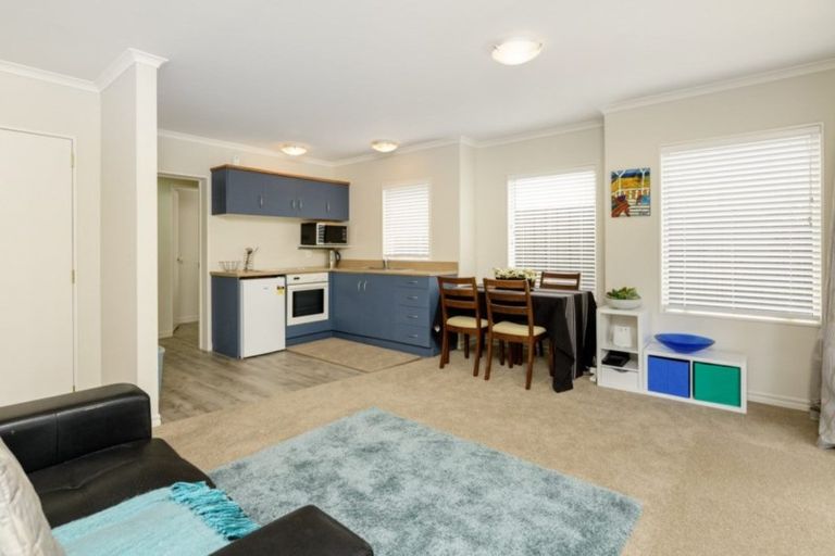 Photo of property in 32a Te Ngaio Road, Mount Maunganui, 3116