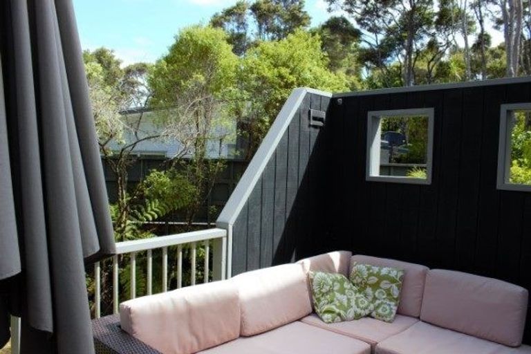 Photo of property in 59f Konini Road, Titirangi, Auckland, 0604