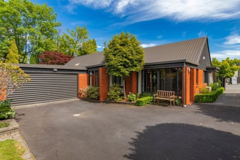 Photo of property in 50 Glandovey Road, Fendalton, Christchurch, 8052