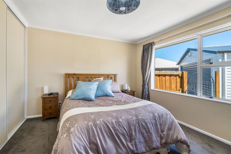 Photo of property in 37 Digby Place, Bromley, Christchurch, 8062