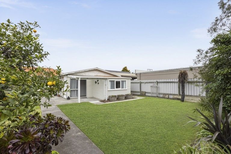 Photo of property in 7 Sanders Avenue, Marewa, Napier, 4110