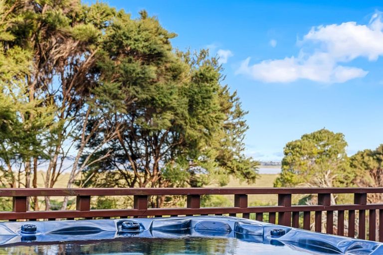 Photo of property in 44a Bannings Way, Hobsonville, Auckland, 0618