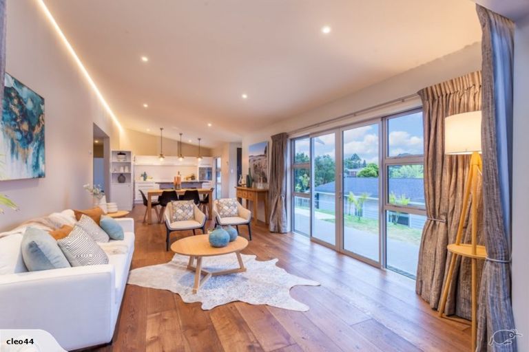 Photo of property in 58a Lemnos Place, Titirangi, Auckland, 0604