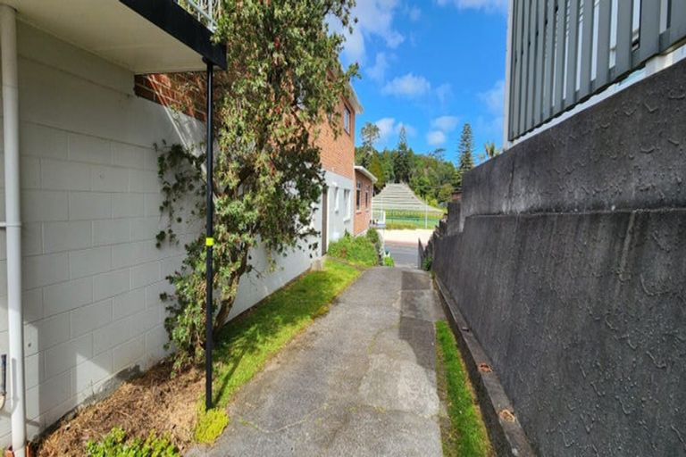 Photo of property in 2/13 Fillis Street, New Plymouth, 4310