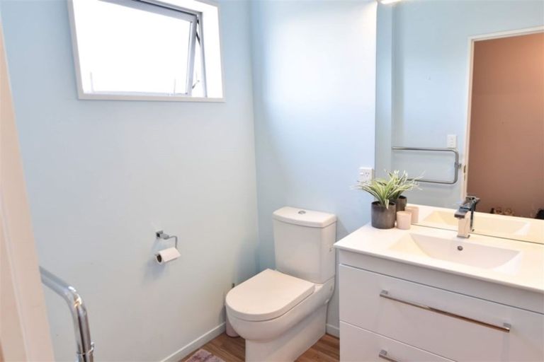 Photo of property in 17 Buckhurst Avenue, Wigram, Christchurch, 8042