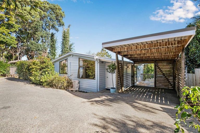 Photo of property in 107a Brian Crescent, Stanmore Bay, Whangaparaoa, 0932