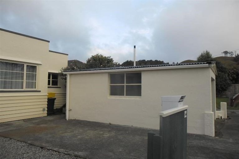 Photo of property in 54 Lane Street, Wallaceville, Upper Hutt, 5018