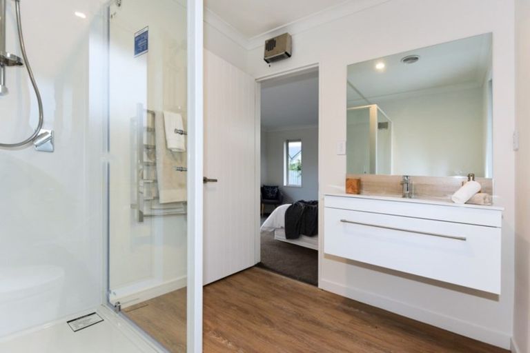 Photo of property in 5 Cressy Place, Darfield, 7510