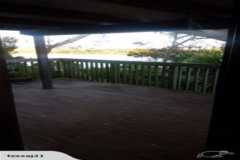 Photo of property in 37 Dakota Avenue, Beach Haven, Auckland, 0626