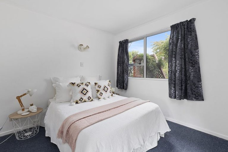 Photo of property in 3a Oldham Way, Crofton Downs, Wellington, 6035