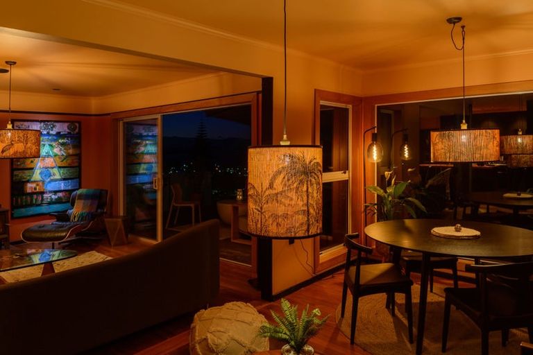 Photo of property in 70 Tosswill Road, Tahunanui, Nelson, 7011