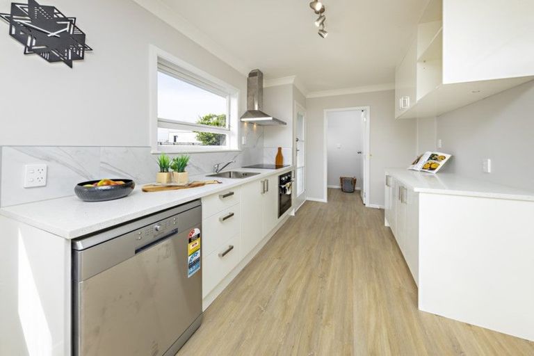 Photo of property in 59 Ferguson Street, Manurewa East, Auckland, 2102