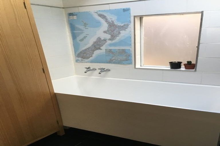 Photo of property in 24 Baden Road, Hataitai, Wellington, 6021