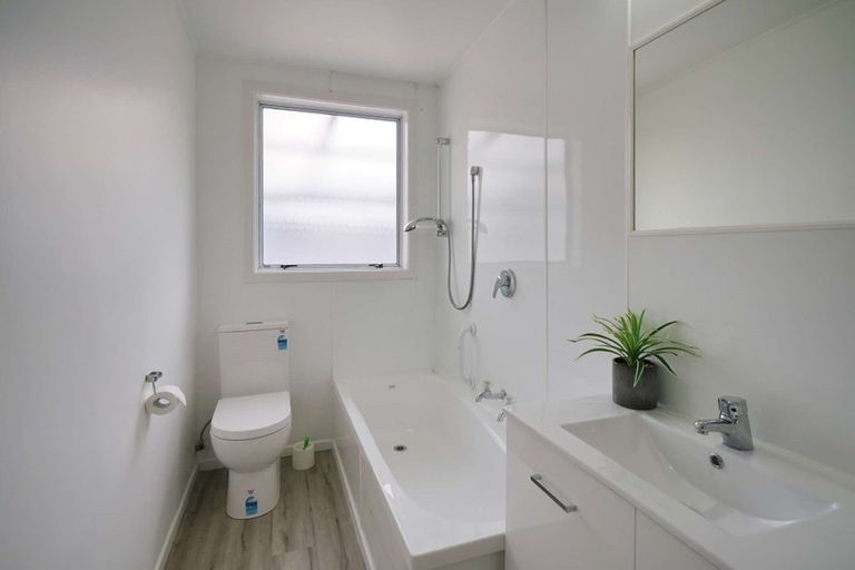 Photo of property in 2/57 Dover Street, St Albans, Christchurch, 8014