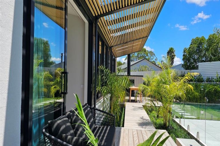 Photo of property in 22 Torea Road, Matakana, Warkworth, 0985