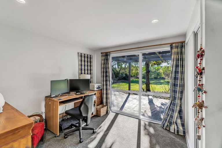 Photo of property in 36 Torlesse Road, West Melton, Christchurch, 7671