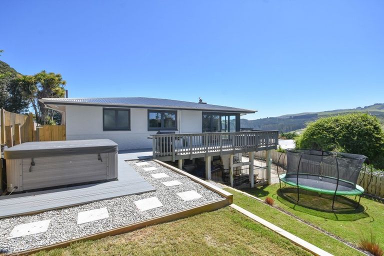 Photo of property in 16 Owen Street, Green Island, Dunedin, 9018