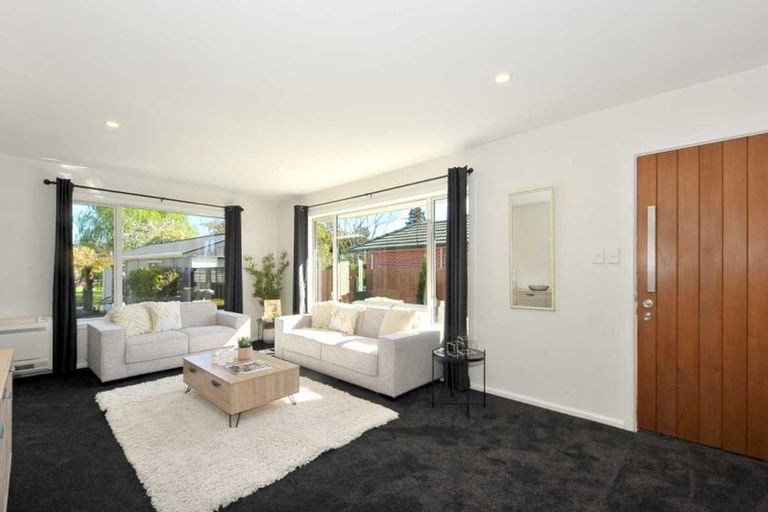Photo of property in 19 Palmside Street, Somerfield, Christchurch, 8024
