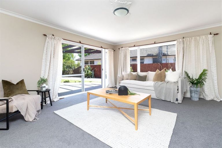 Photo of property in 42 Dunster Street, Burnside, Christchurch, 8053