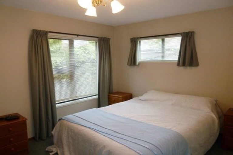 Photo of property in 1/251 Memorial Avenue, Burnside, Christchurch, 8053