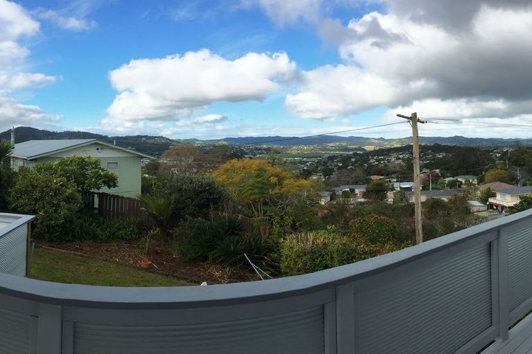 Photo of property in 16 Hilltop Avenue, Morningside, Whangarei, 0110