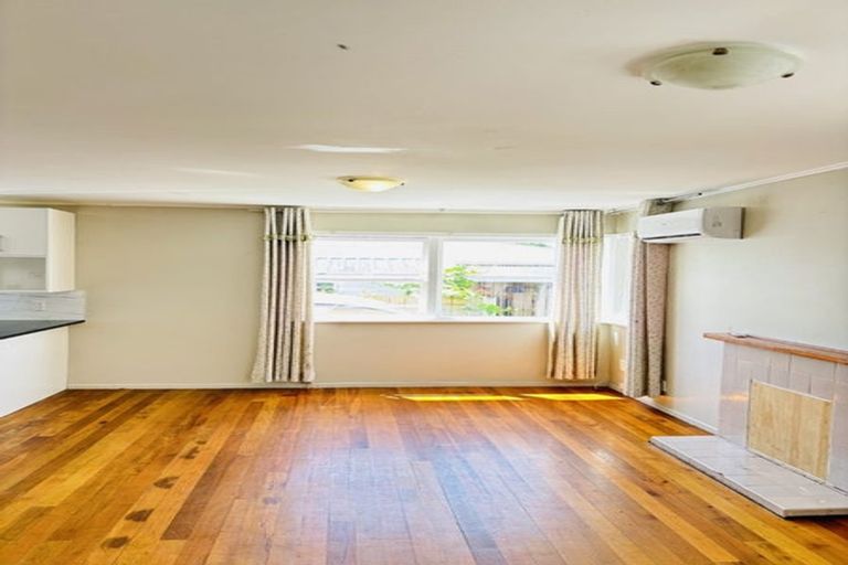 Photo of property in 33 Royston Street, Rosehill, Papakura, 2113