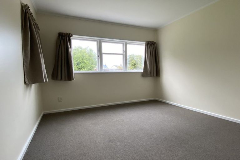 Photo of property in 95 Farmer Crescent, Taita, Lower Hutt, 5011
