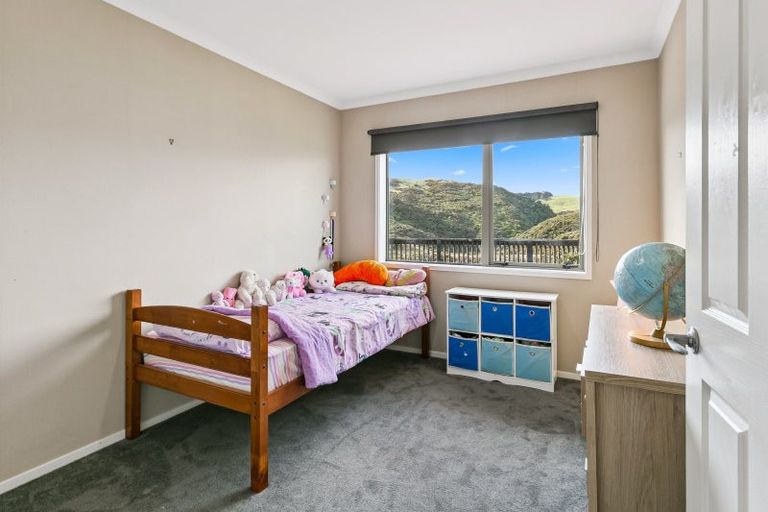 Photo of property in 226 Mark Avenue, Grenada Village, Wellington, 6037