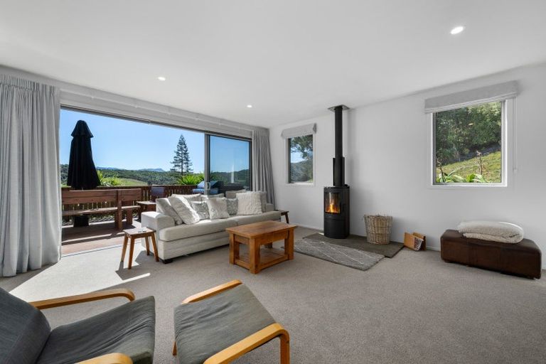 Photo of property in 11 Bell Bird Rise, Picton, 7220