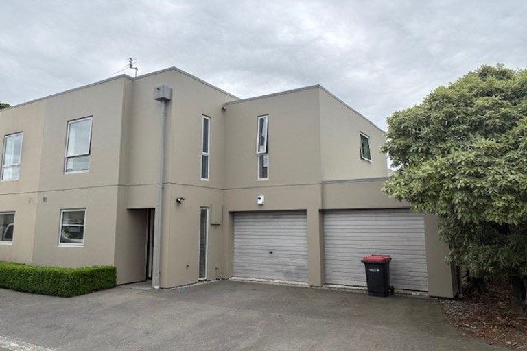 Photo of property in 17 Whiteleigh Avenue, Addington, Christchurch, 8024