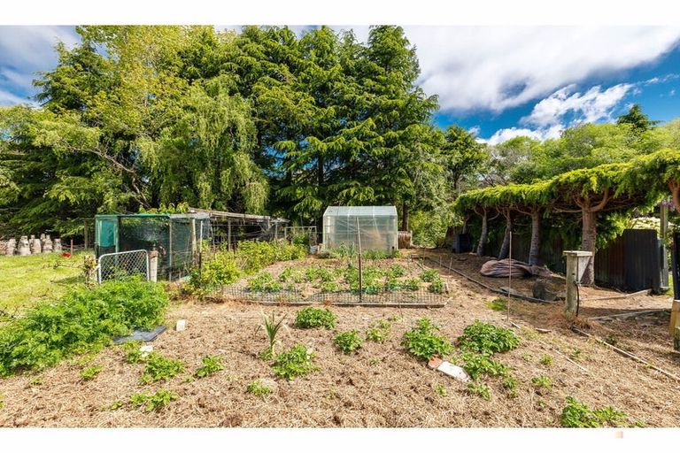 Photo of property in 11-17 Hayes Street, Waimate, 7924