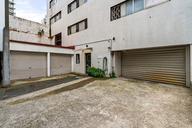 Photo of property in Adelphi Apartments, 183 The Terrace, Wellington Central, Wellington, 6011