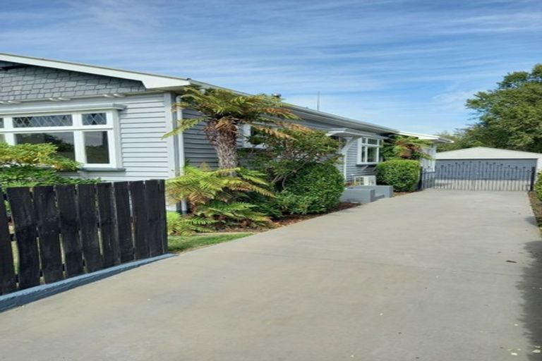 Photo of property in 17 Lansbury Avenue, Strowan, Christchurch, 8052