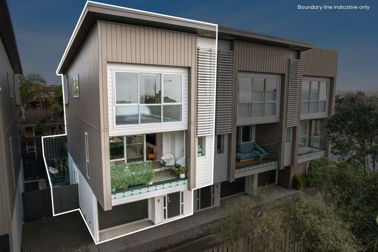 Photo of property in 3/4 Jutland Road, Hauraki, Auckland, 0622