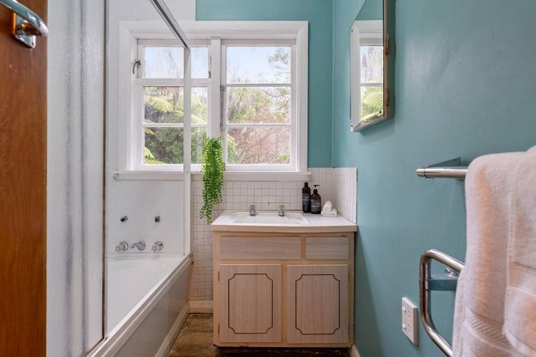 Photo of property in 23 Frederick Street, Tawa, Wellington, 5028