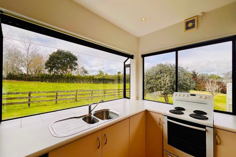 Photo of property in 172 Ellett Road, Karaka, Papakura, 2580