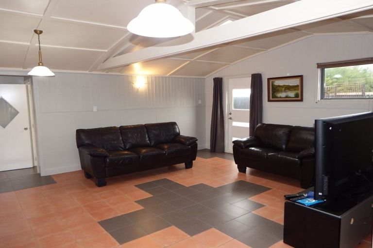 Photo of property in 7 Fergusson Street, Marton, 4710