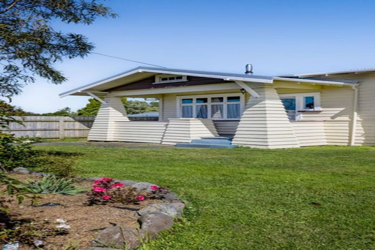 Photo of property in 13 Egmont Street, Kaponga, Hawera, 4679