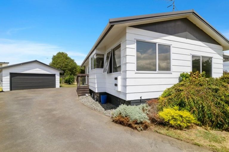 Photo of property in 4 Mansfield Road, Owhata, Rotorua, 3010