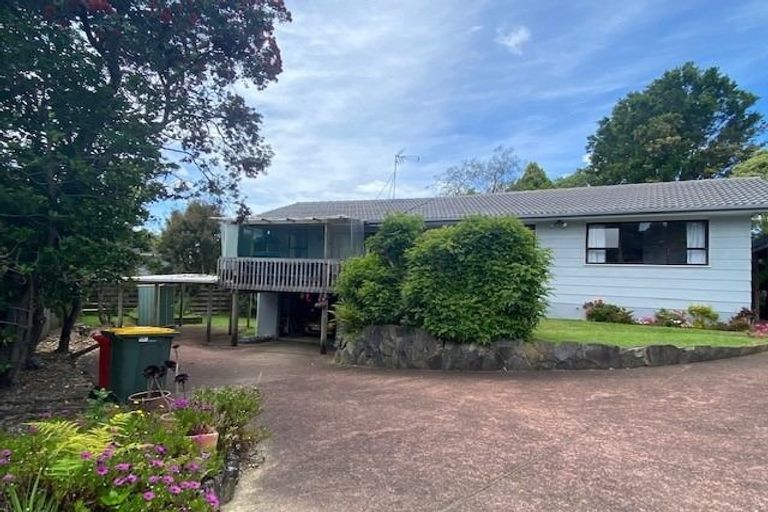 Photo of property in 6 Gerontius Glade, Torbay, Auckland, 0630