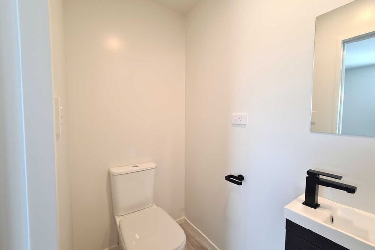 Photo of property in 39c York Street, Picton, 7220