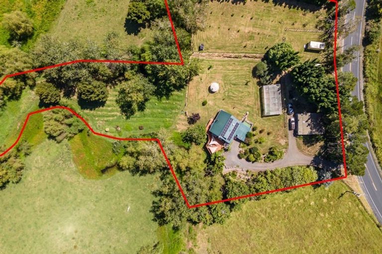 Photo of property in 218 Old Bay Road, Pakaraka, Kaikohe, 0472